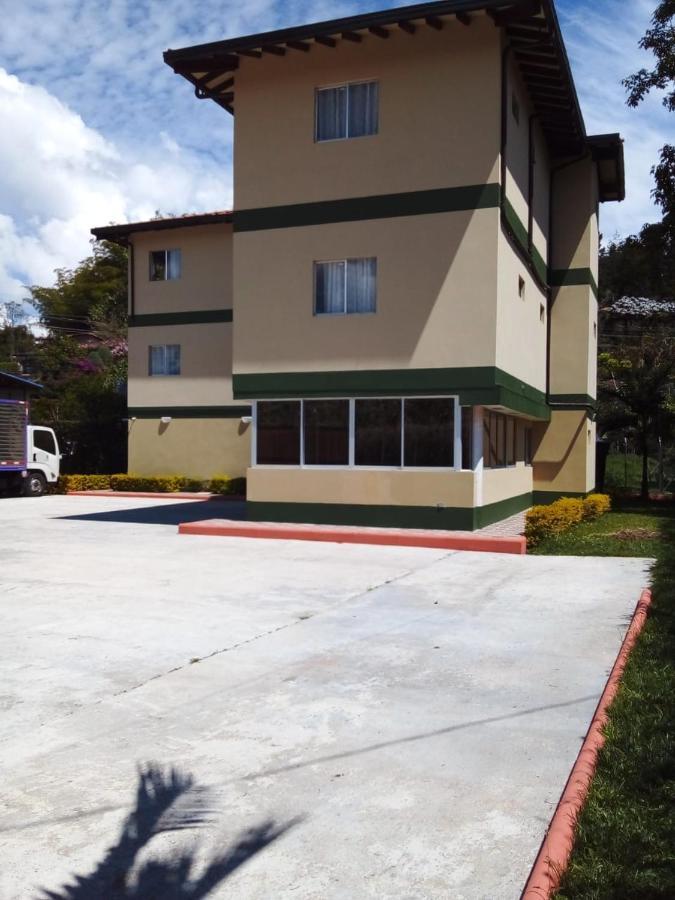 Finca Hotel Zona Franca Rionegro Bagian luar foto